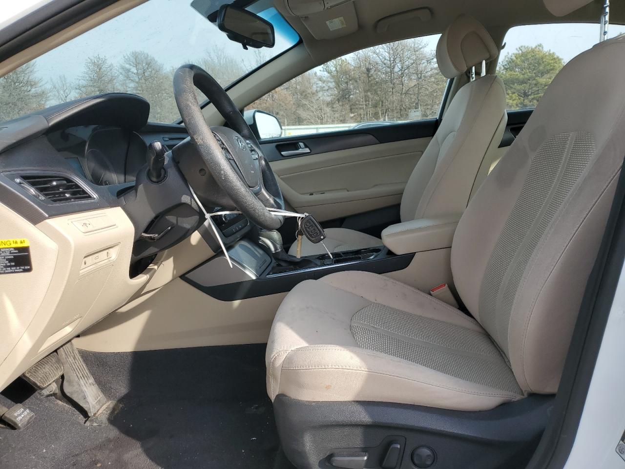 2016 Hyundai Sonata - Image 7