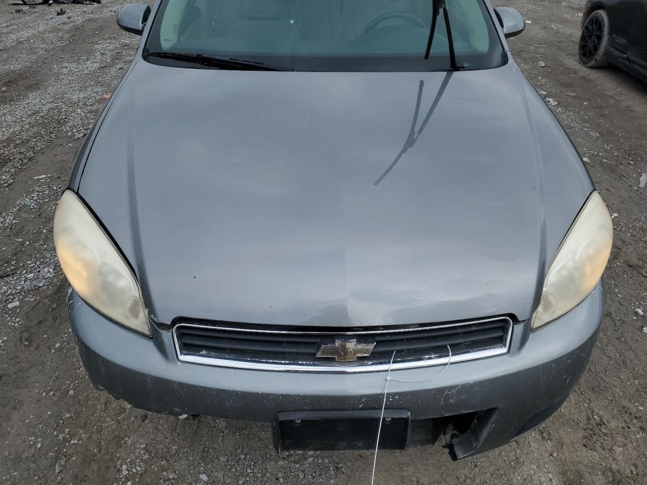 2006 Chevrolet Impala - Image 11