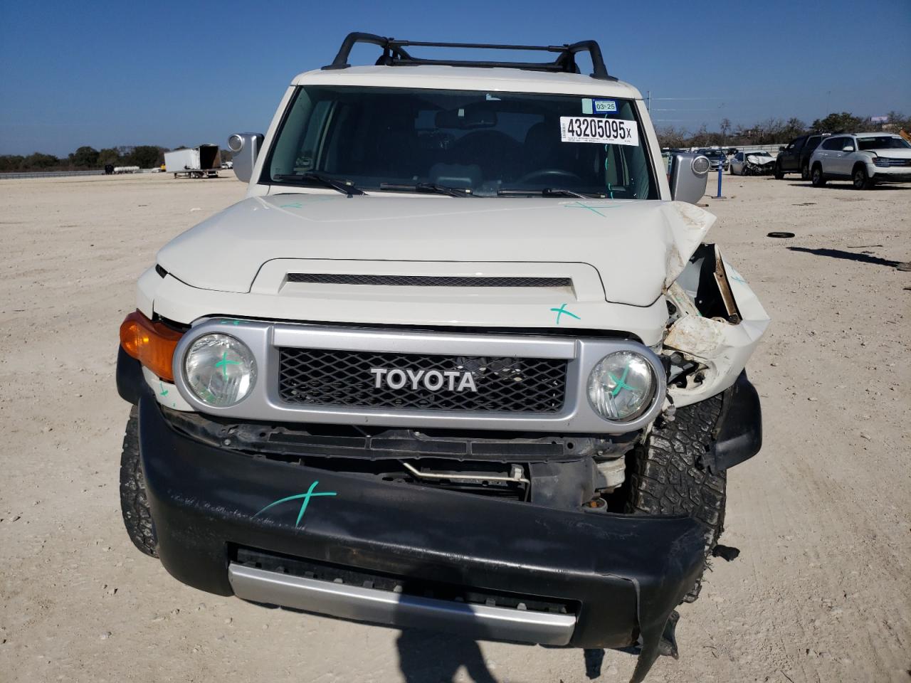 2014 Toyota FJ Cruiser - Image 5