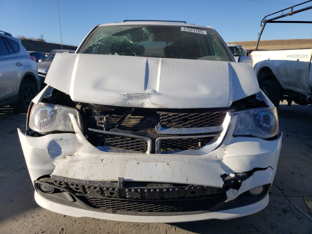 2019 Dodge Caravan - Image 5