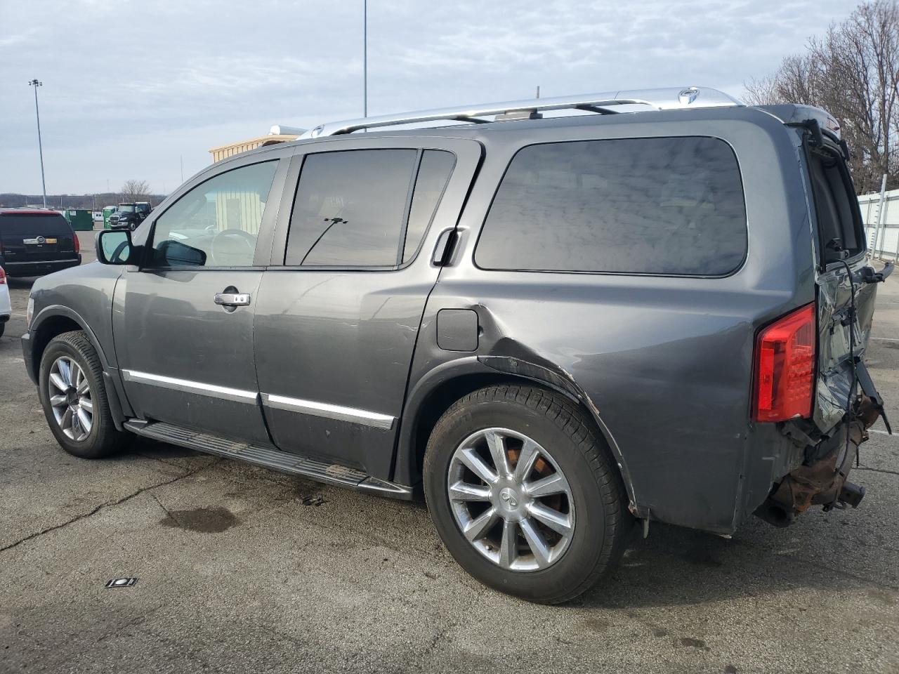 2010 Infiniti QX56 - Image 2