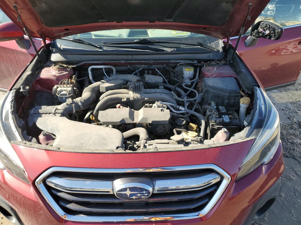 2018 Subaru Outback - Image 12