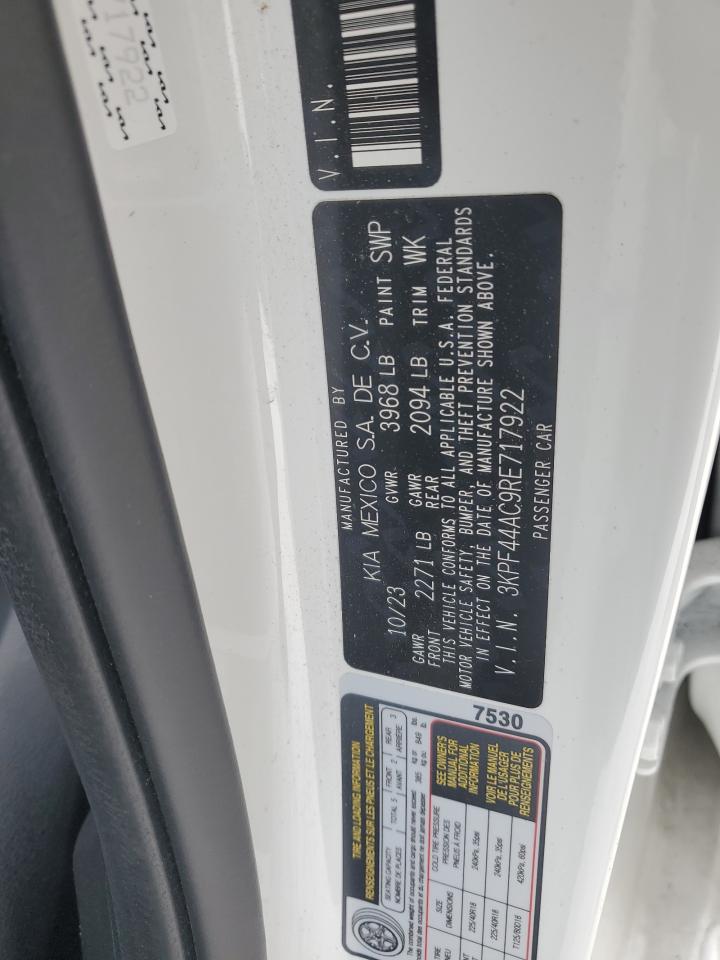 2024 Kia Forte - Image 12