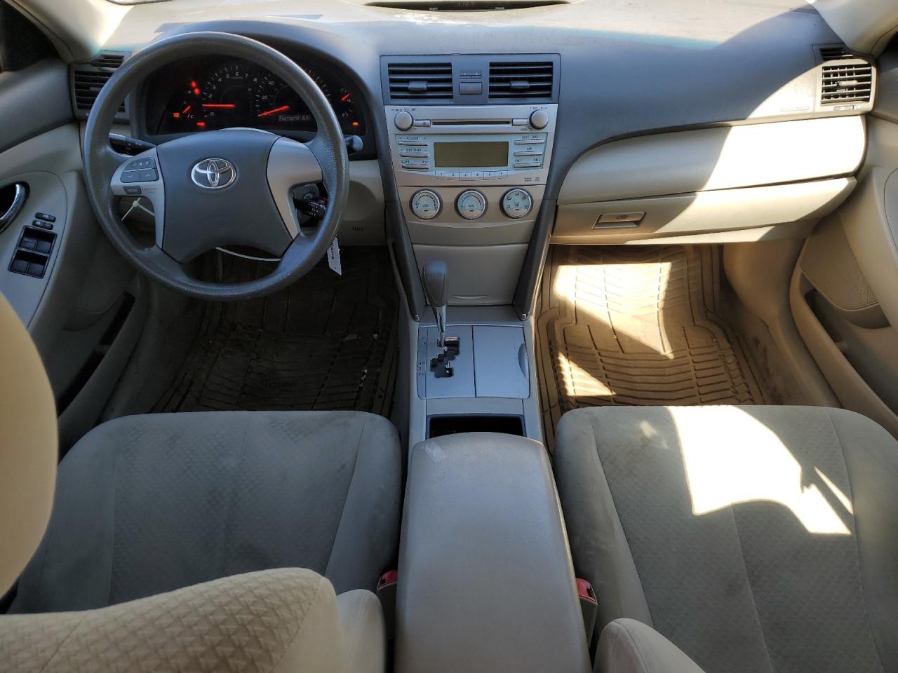 2009 Toyota Camry - Image 8