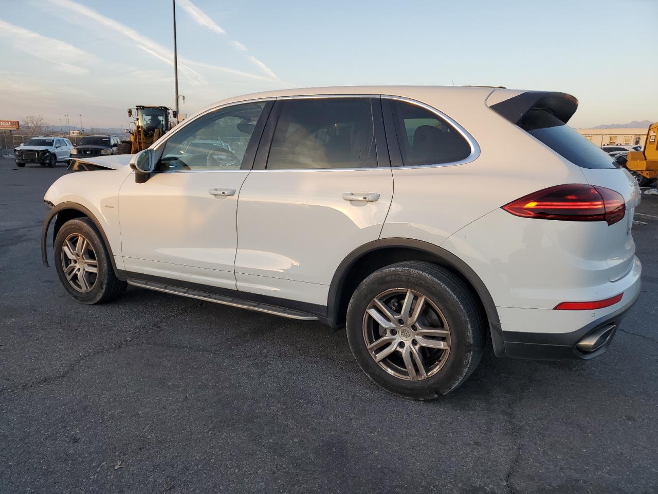 2015 Porsche Cayenne - Image 2
