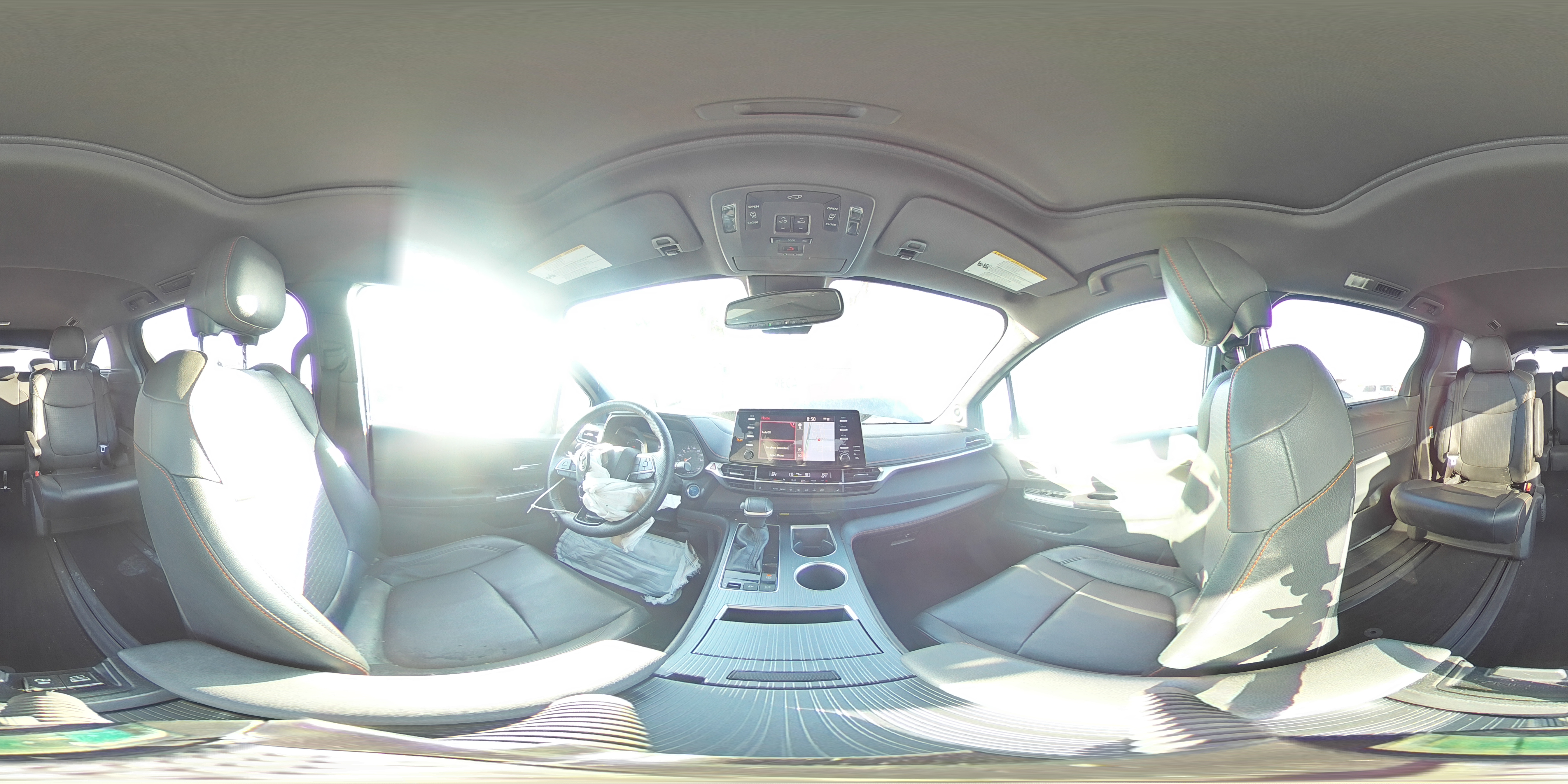 2021 Toyota Sienna - Image 14