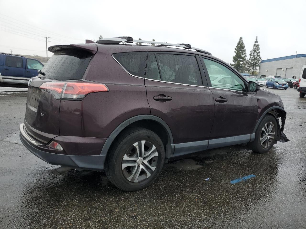 2018 Toyota RAV 4 - Image 3