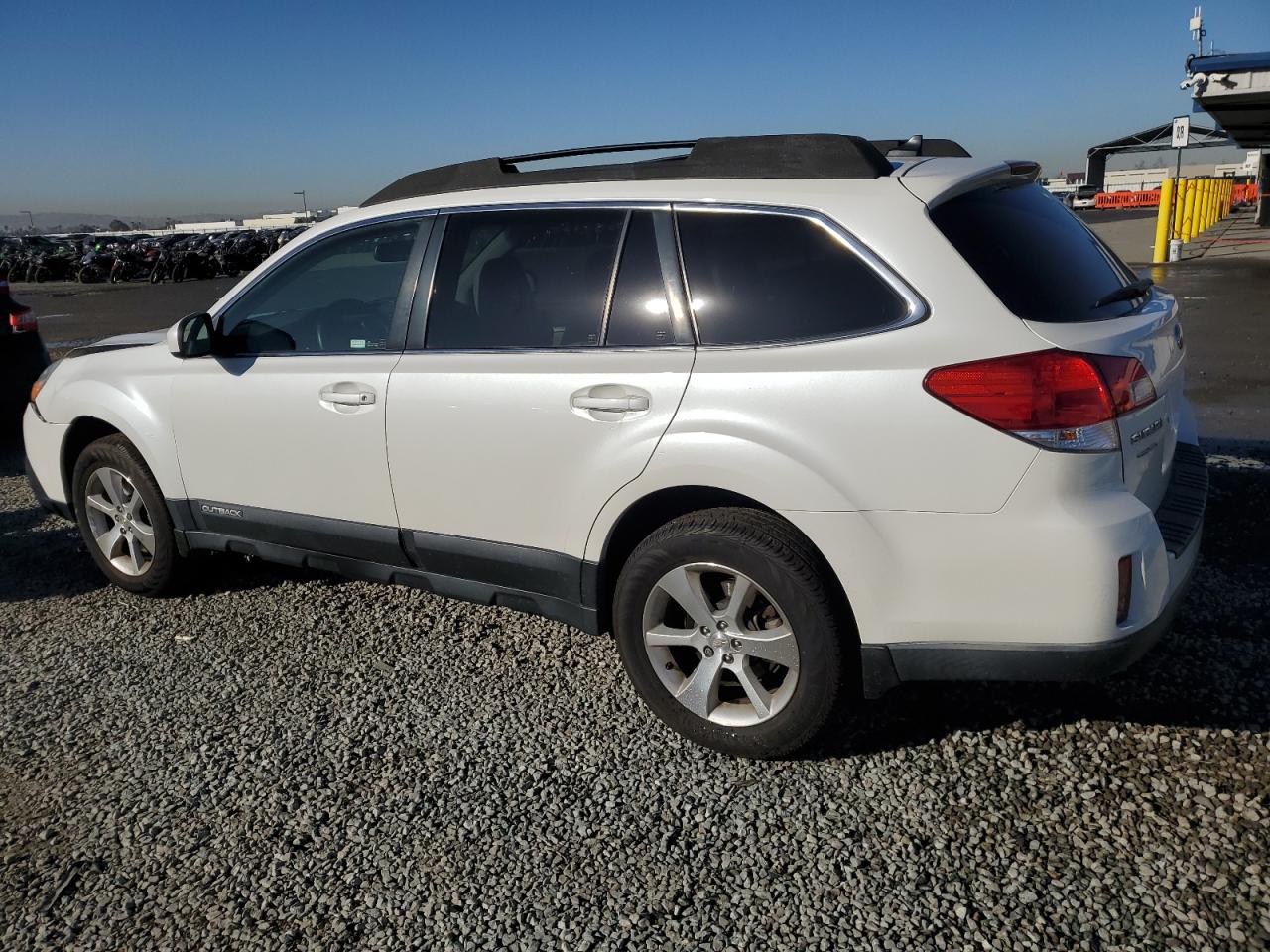 2013 Subaru Outback - Image 2