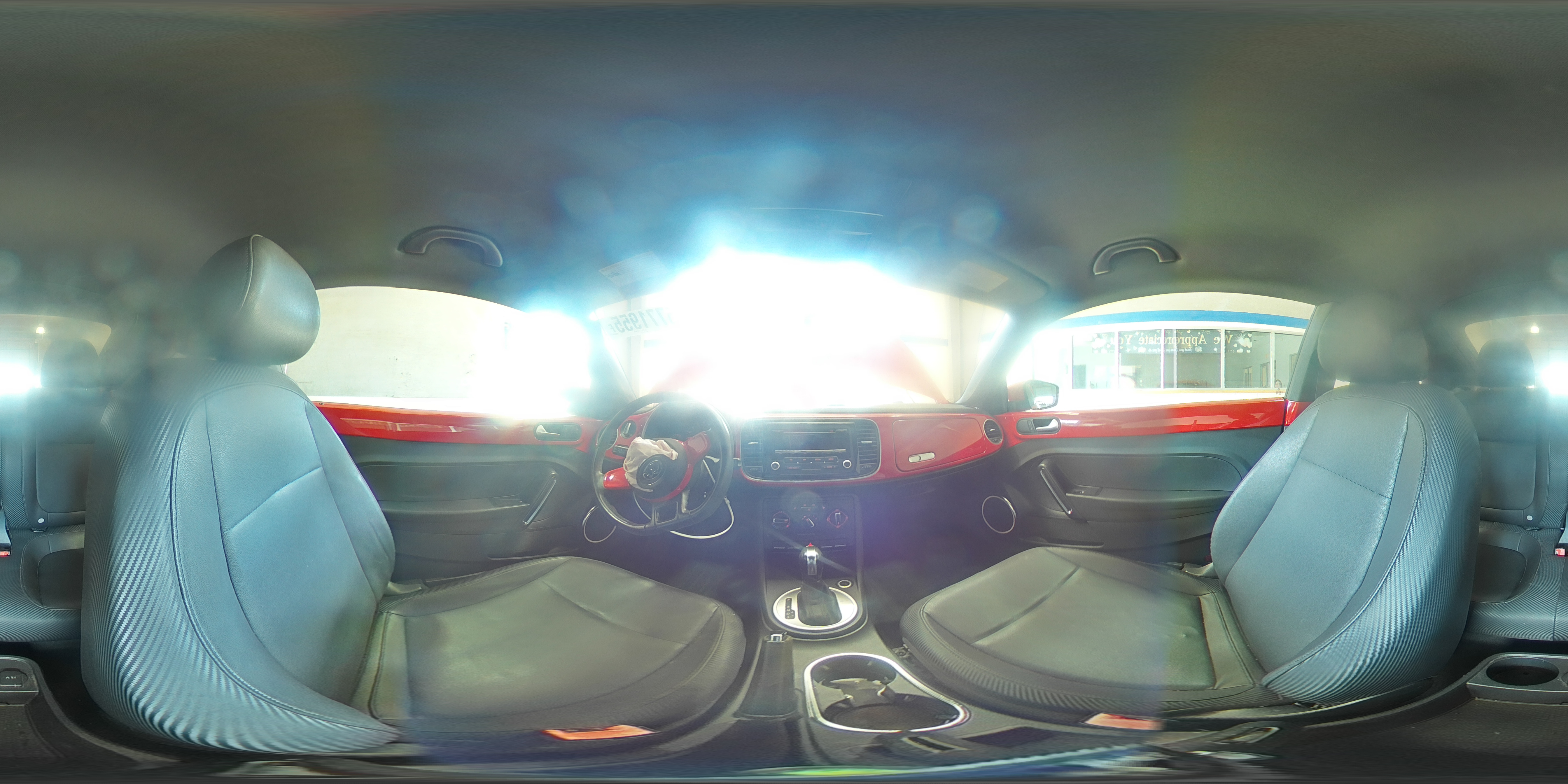 2012 Volkswagen Beetle - Image 13