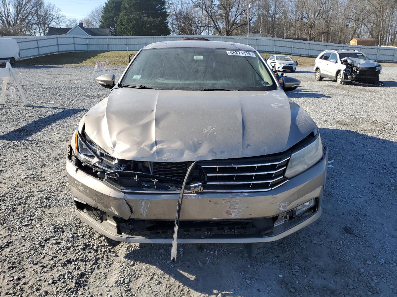 2016 Volkswagen Passat - Image 5