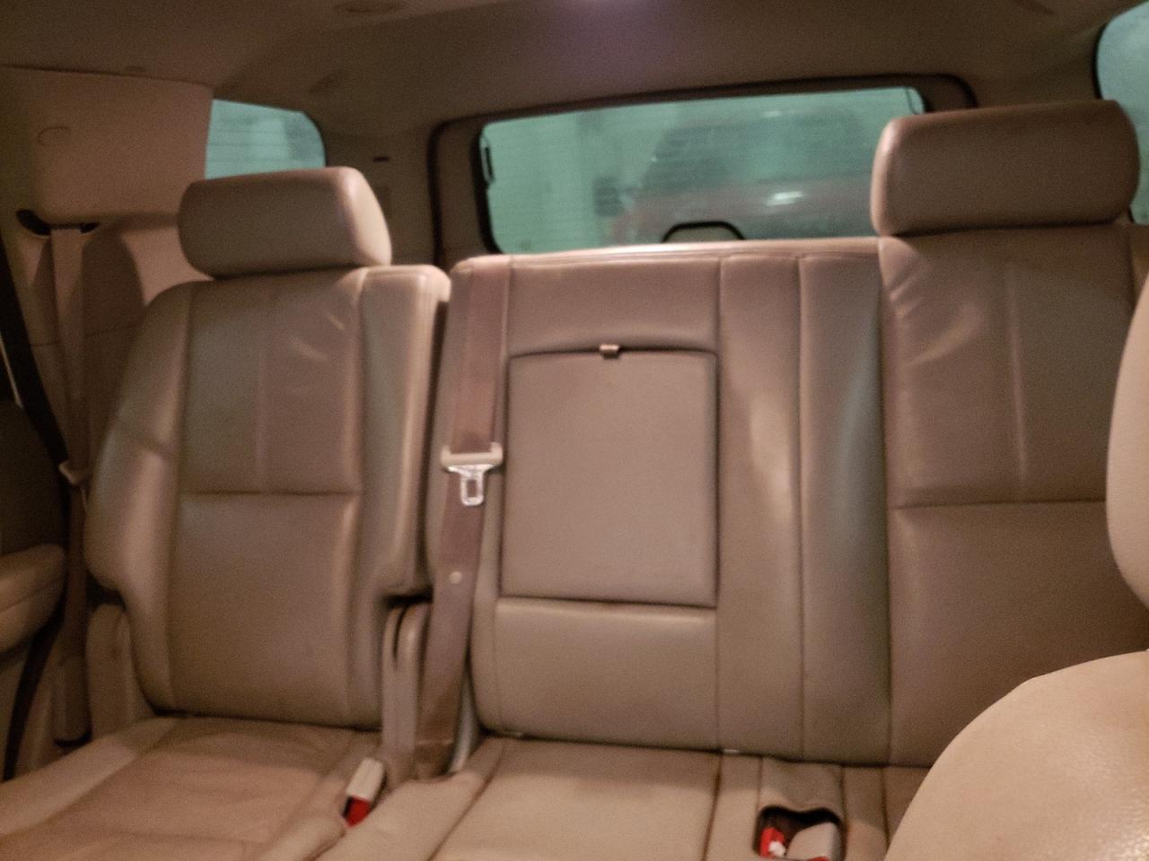 2009 GMC Yukon - Image 10