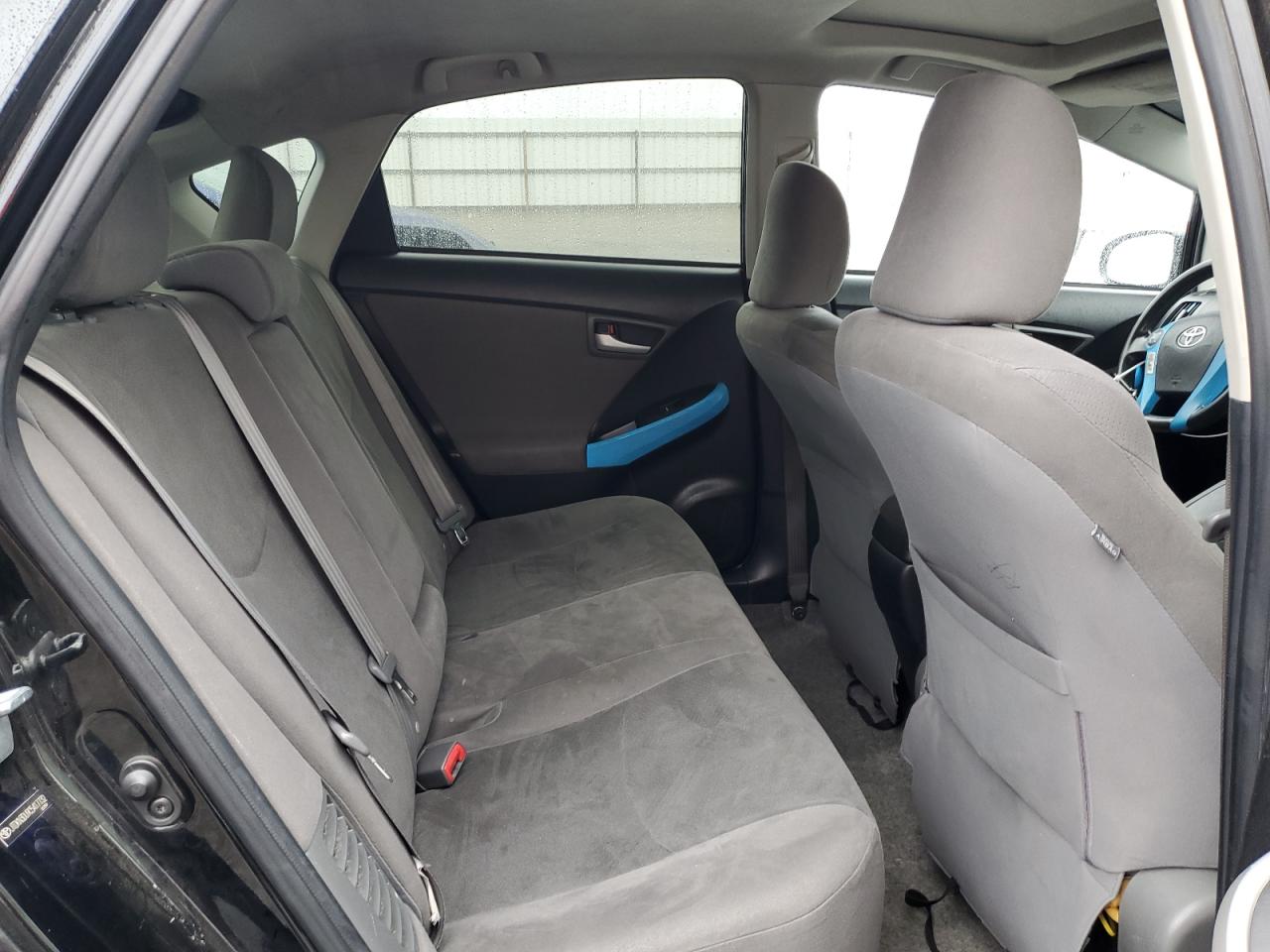 2012 Toyota Prius - Image 10