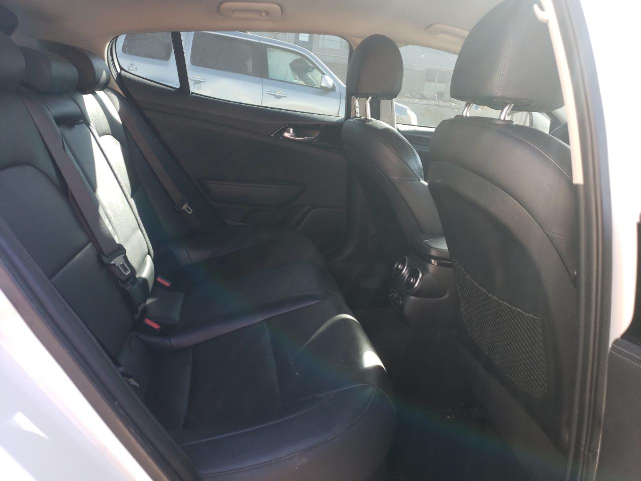 2018 Kia Stinger - Image 11