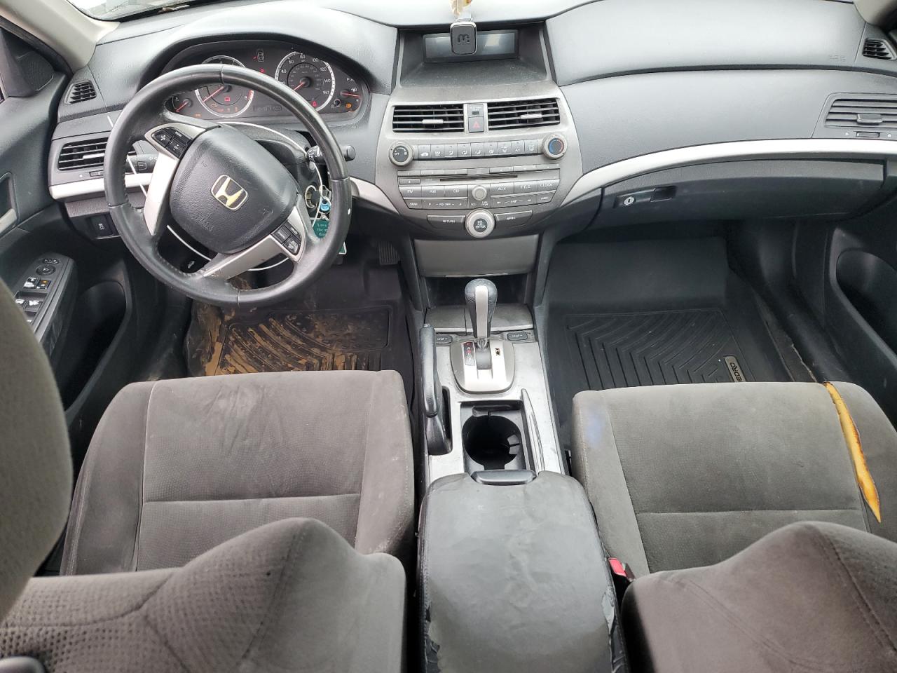 2012 Honda Accord - Image 8
