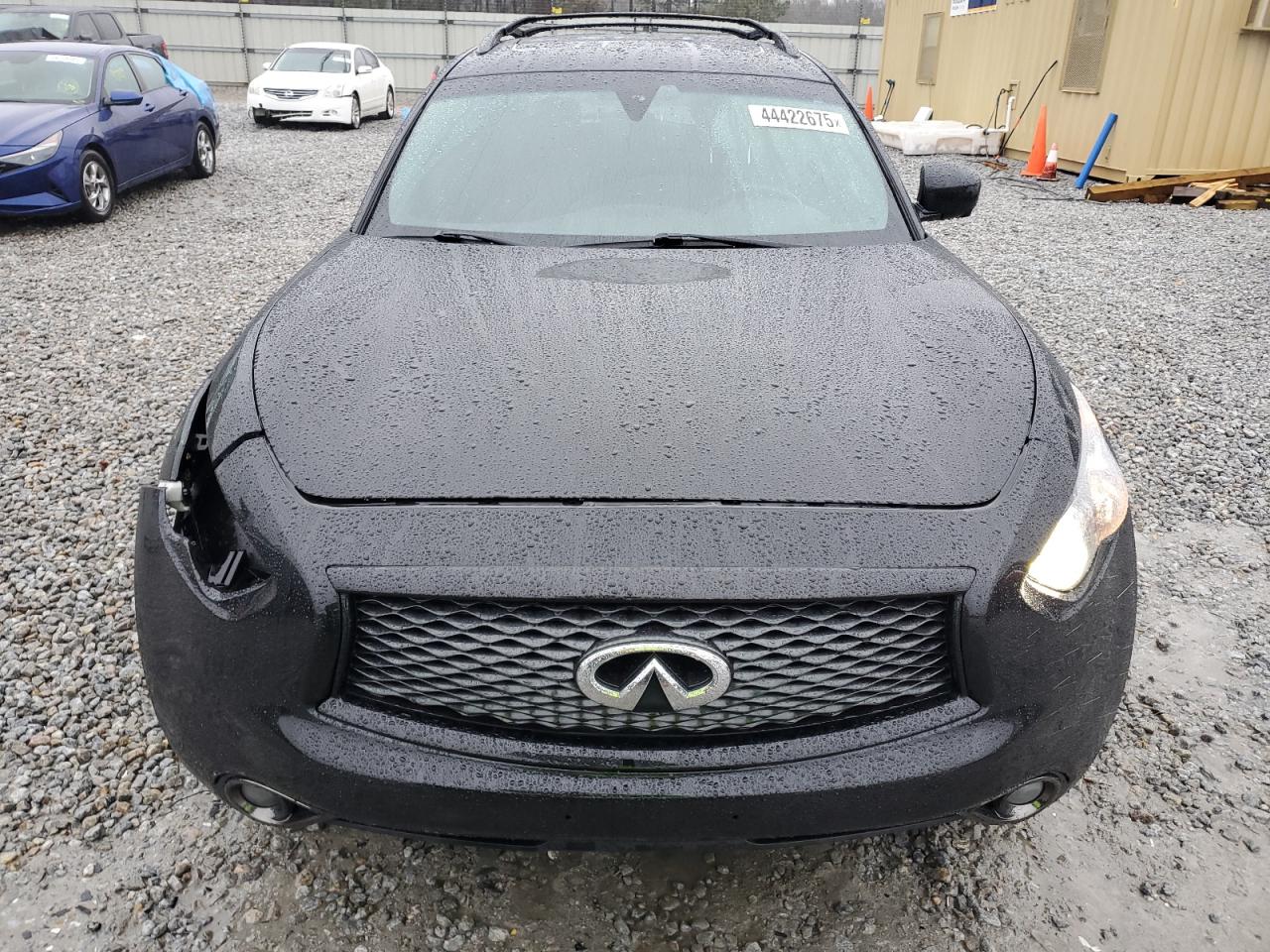 2017 Infiniti QX70 - Image 5