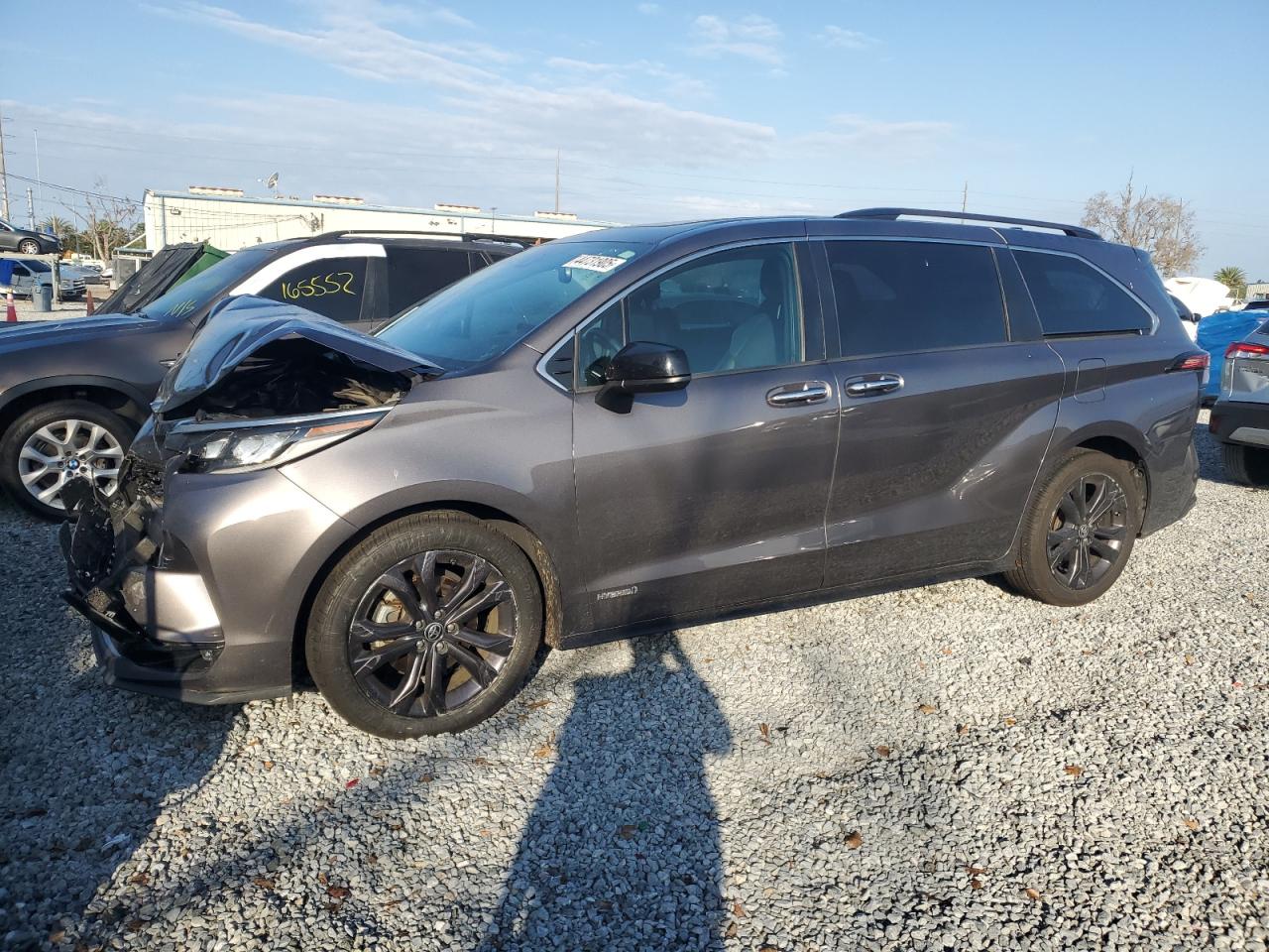2021 Toyota Sienna - Image 1
