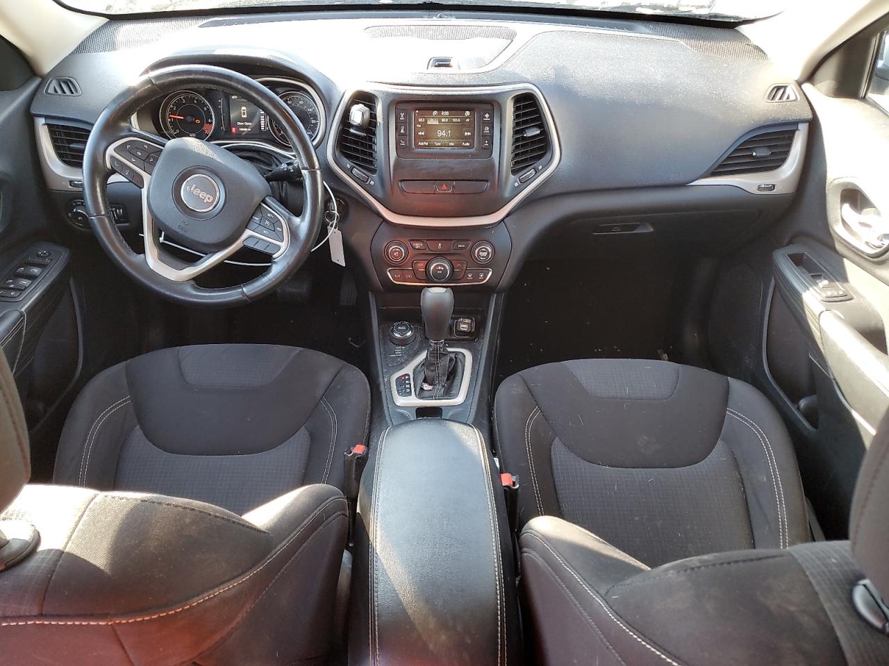 2015 Jeep Grand Cherokee - Image 8