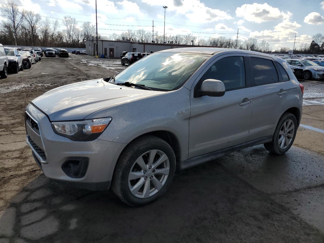 2015 Mitsubishi Outlander - Image 1
