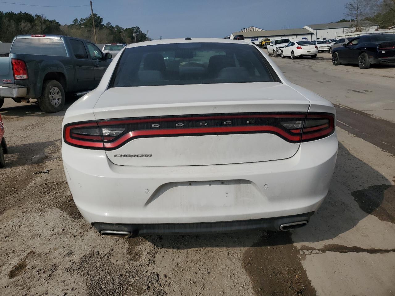 2017 Dodge Charger - Image 6