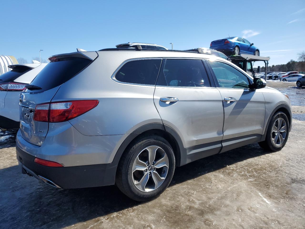 2013 Hyundai Santa Fe - Image 3