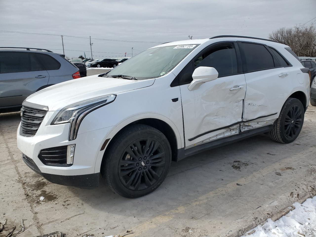 2017 Cadillac XT5 - Image 1