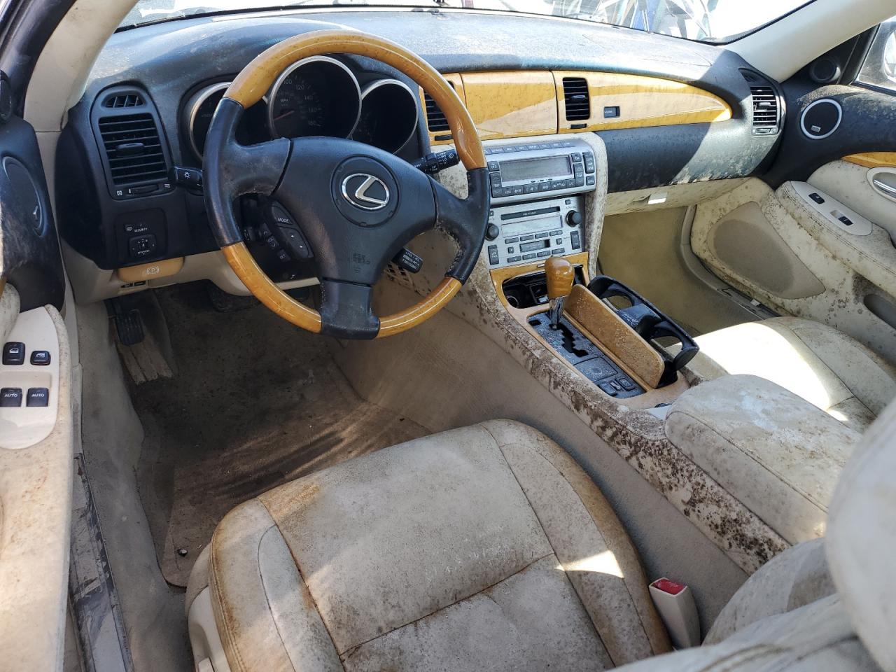 2002 Lexus SC - Image 8
