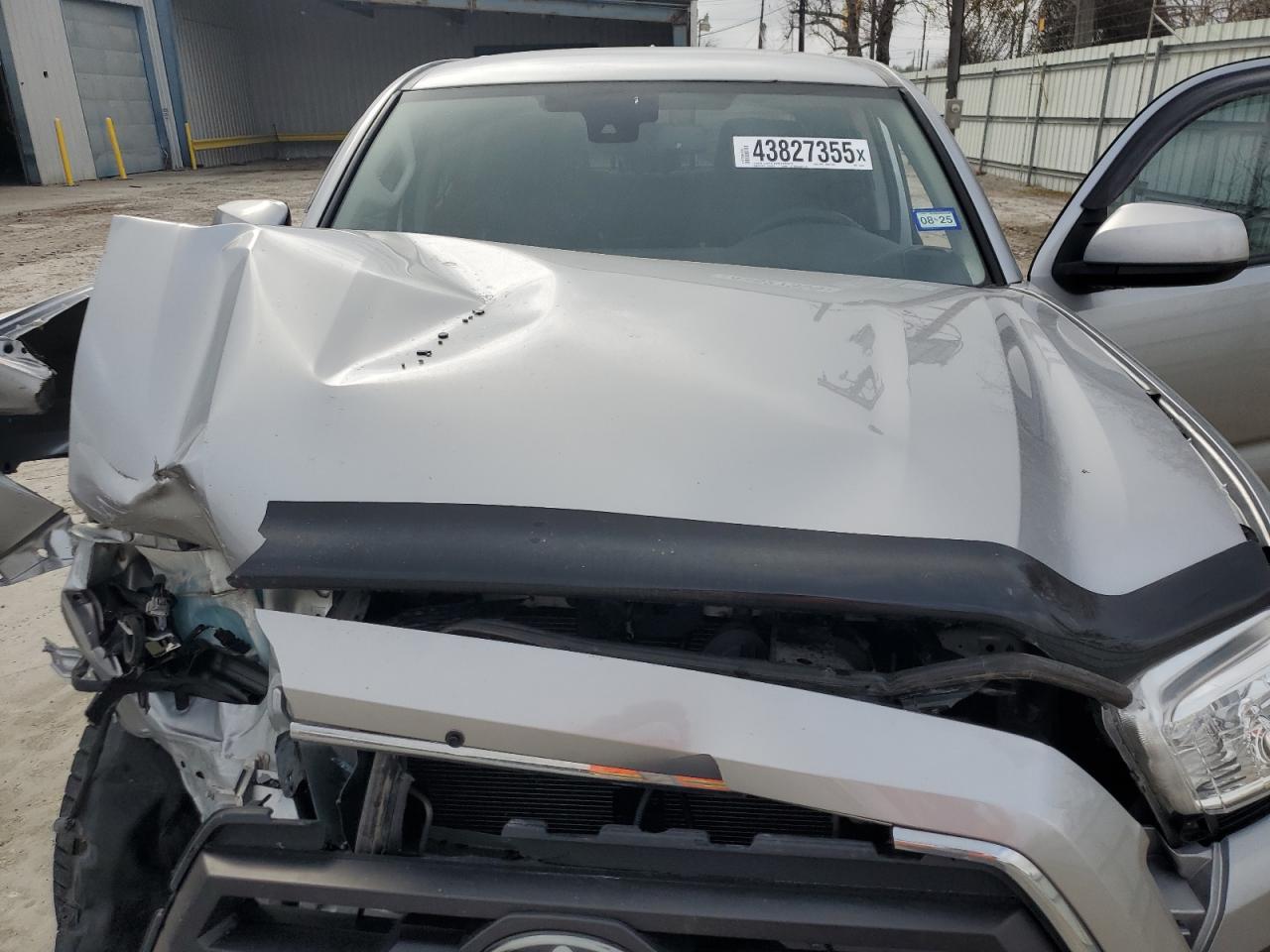 2021 Toyota Tacoma - Image 11