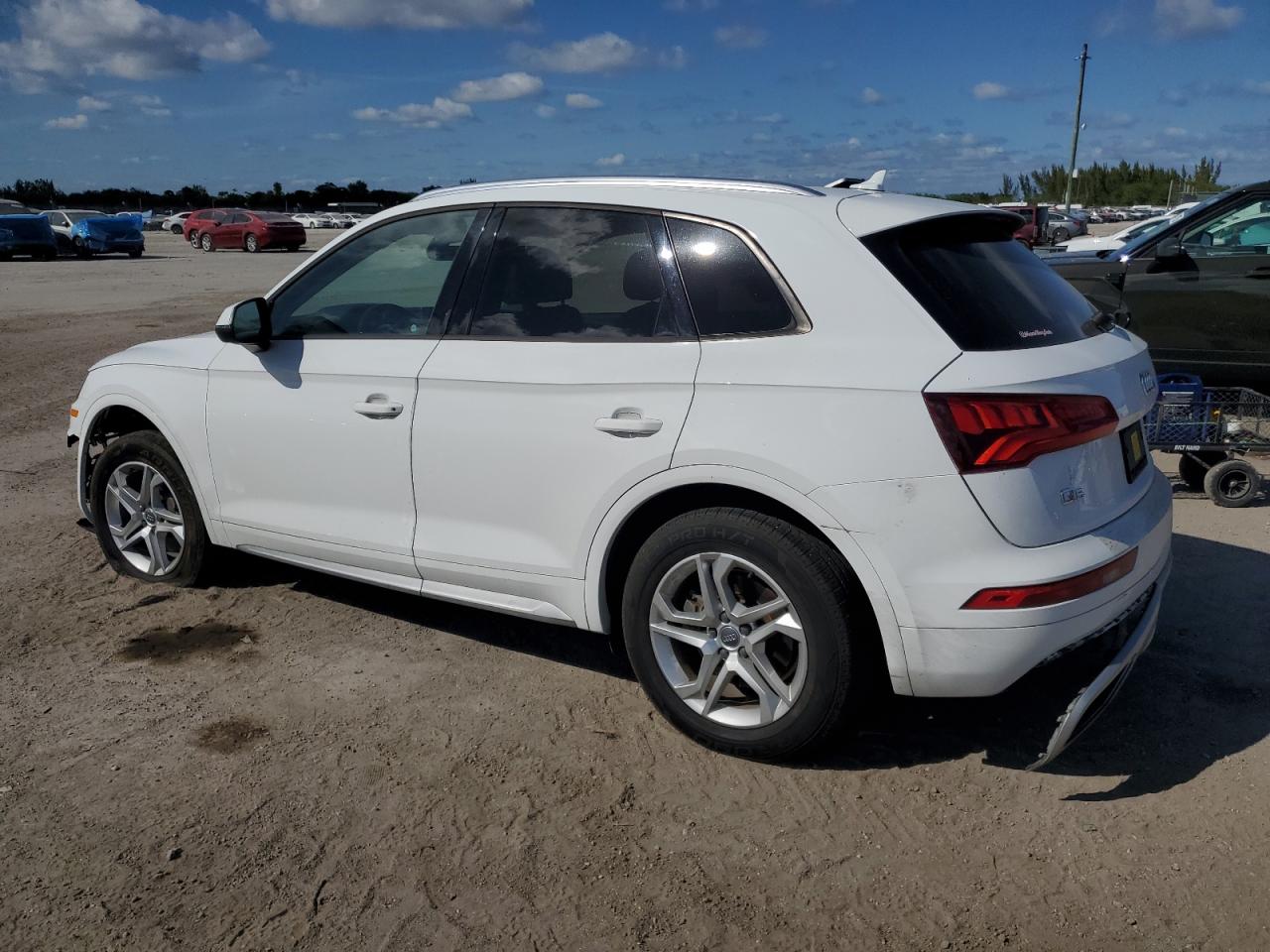 2018 Audi Q5 - Image 2