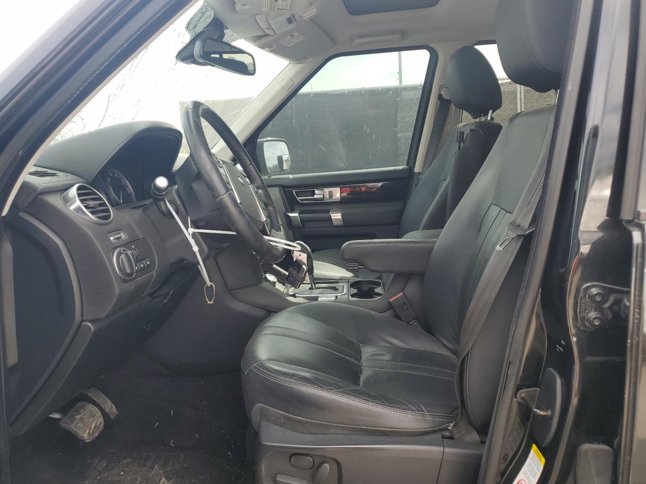 2013 Land Rover LR4 - Image 7