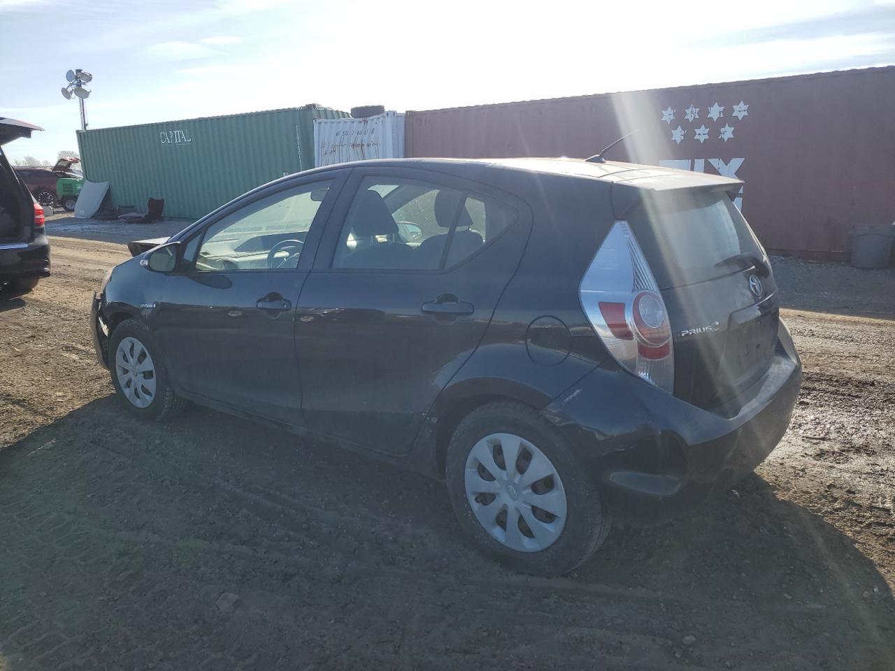 2013 Toyota Prius - Image 2