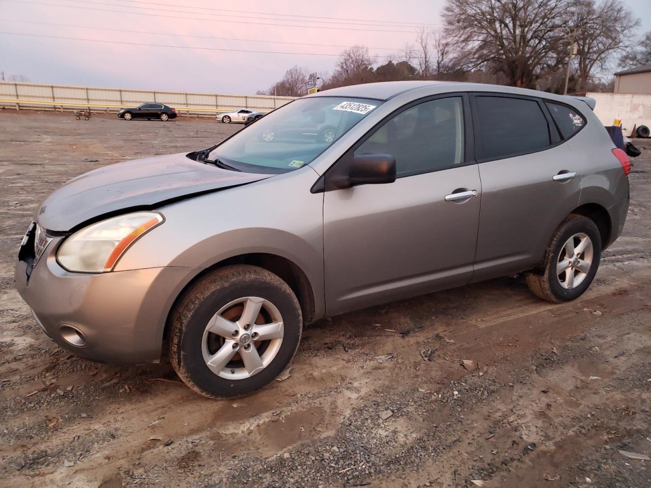 2010 Nissan Rogue - Image 1