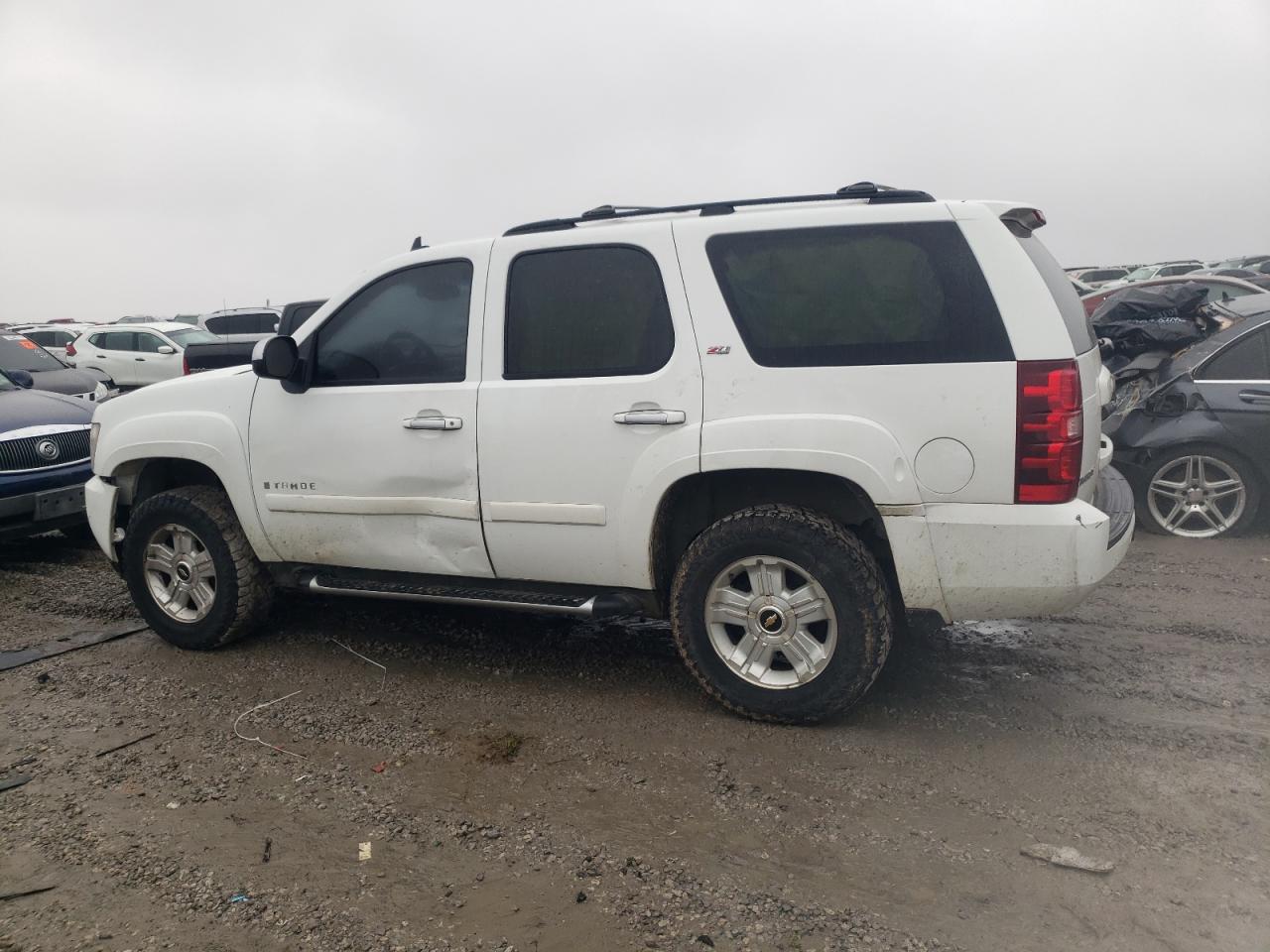 2008 Chevrolet Tahoe - Image 2