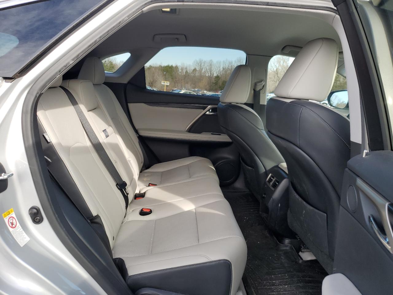2017 Lexus RX - Image 12
