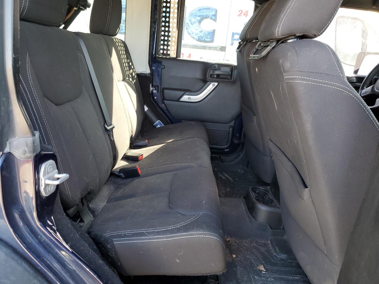 2013 Jeep Wrangler - Image 11