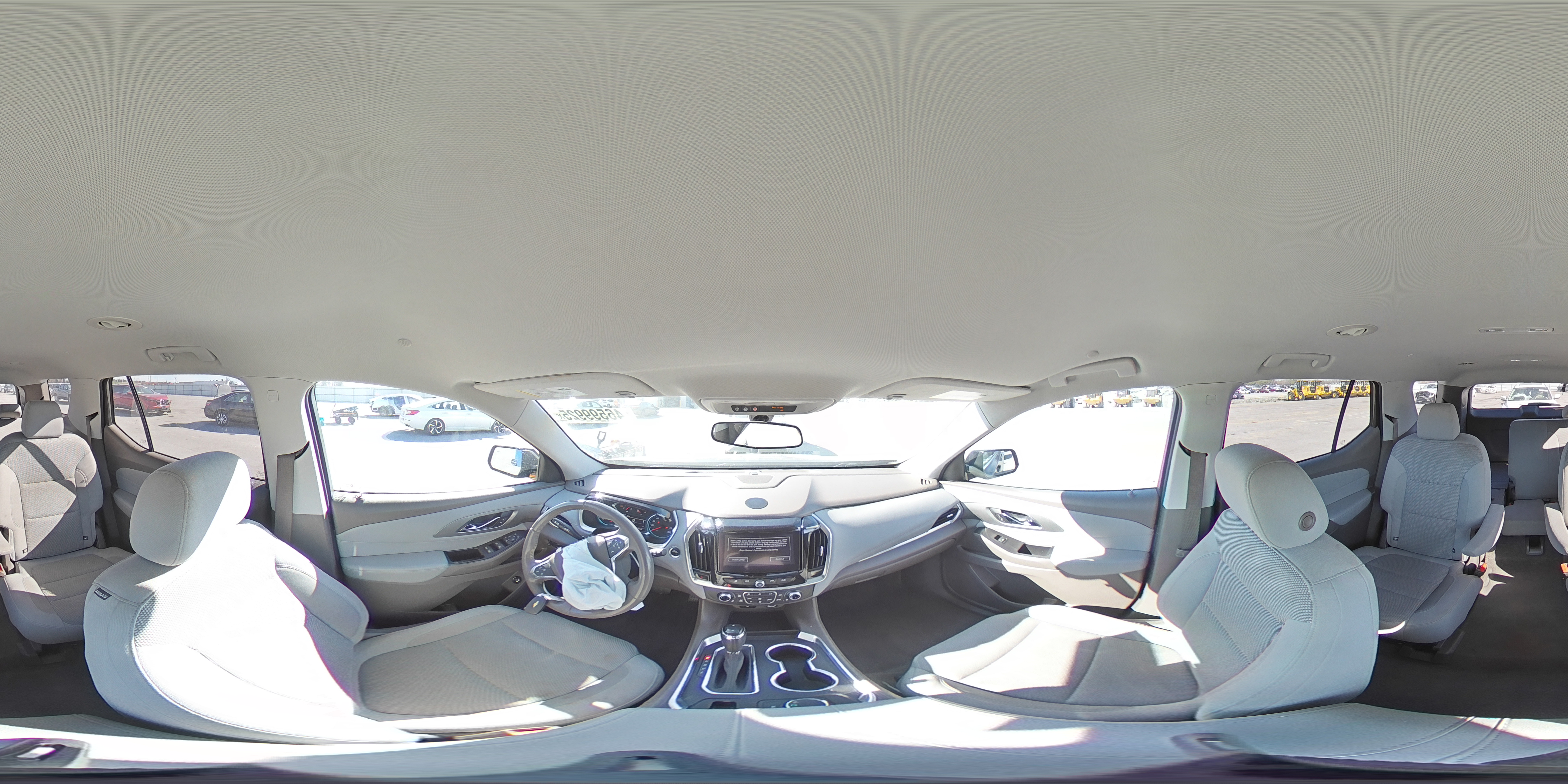 2019 Chevrolet Traverse - Image 14