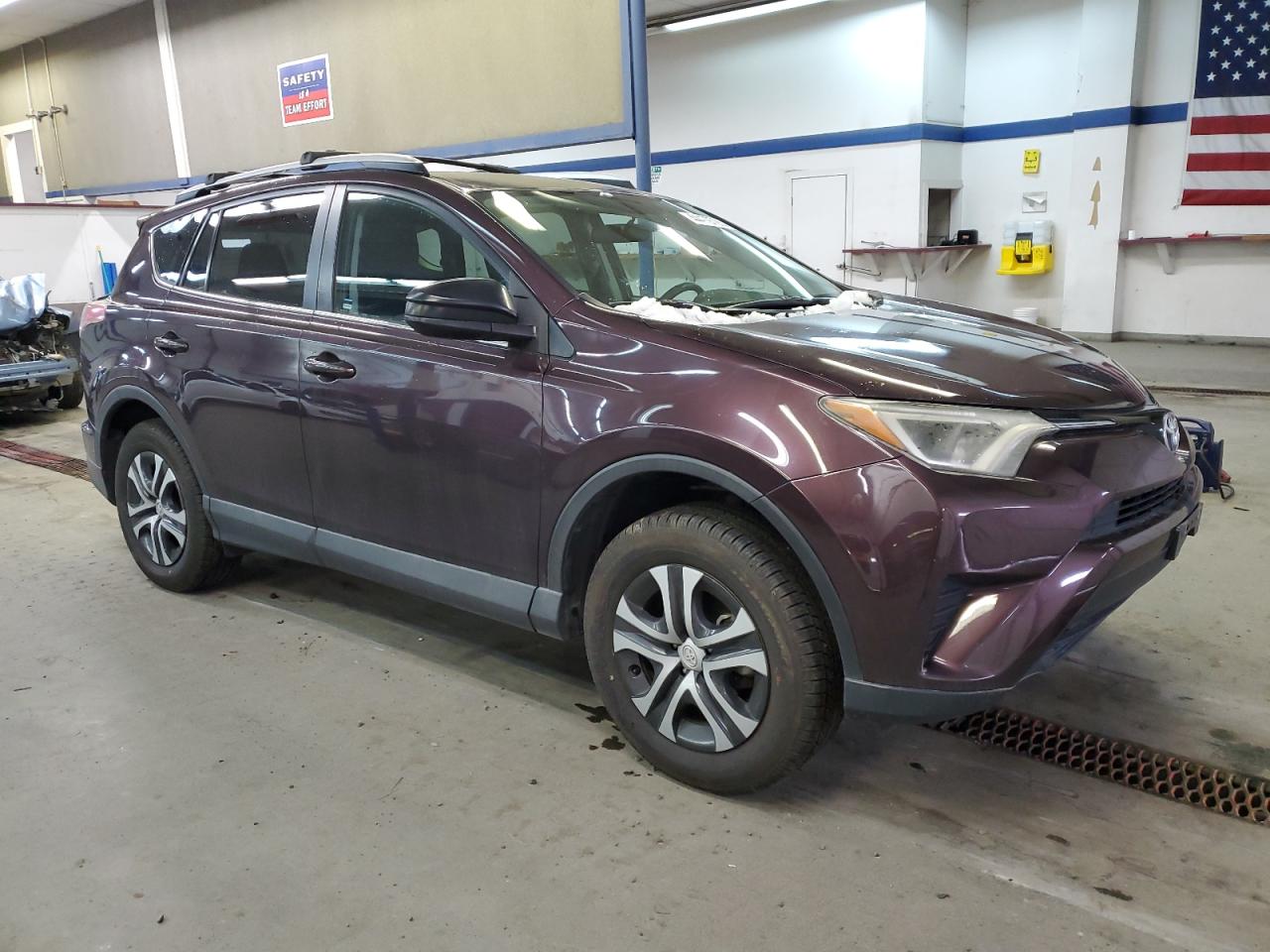 2016 Toyota RAV 4 - Image 4