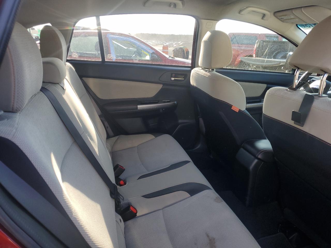 2016 Subaru XV - Image 10