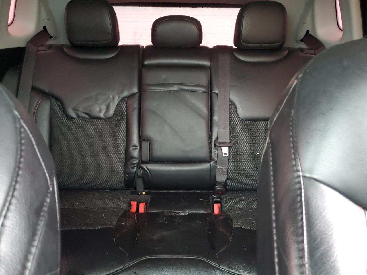 2018 Jeep Compass - Image 10