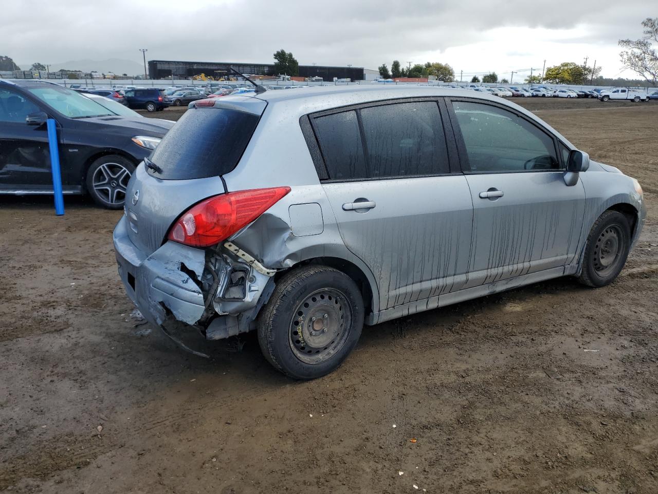 2009 Nissan Versa - Image 3