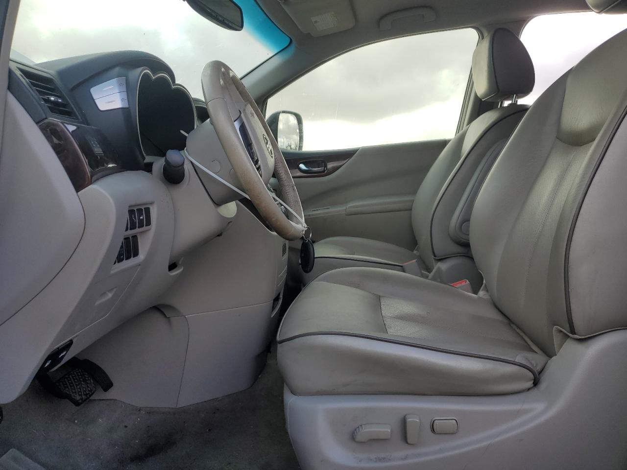 2015 Nissan Quest - Image 7