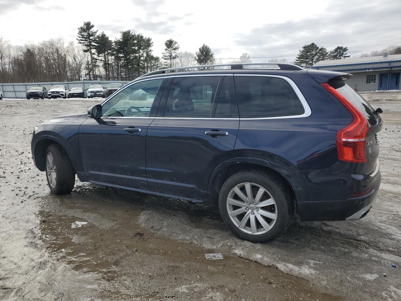 2016 Volvo XC90 - Image 2