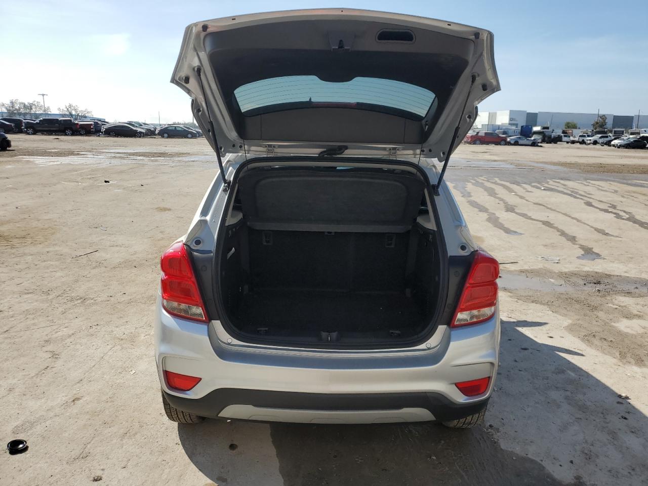 2019 Chevrolet Trax - Image 6