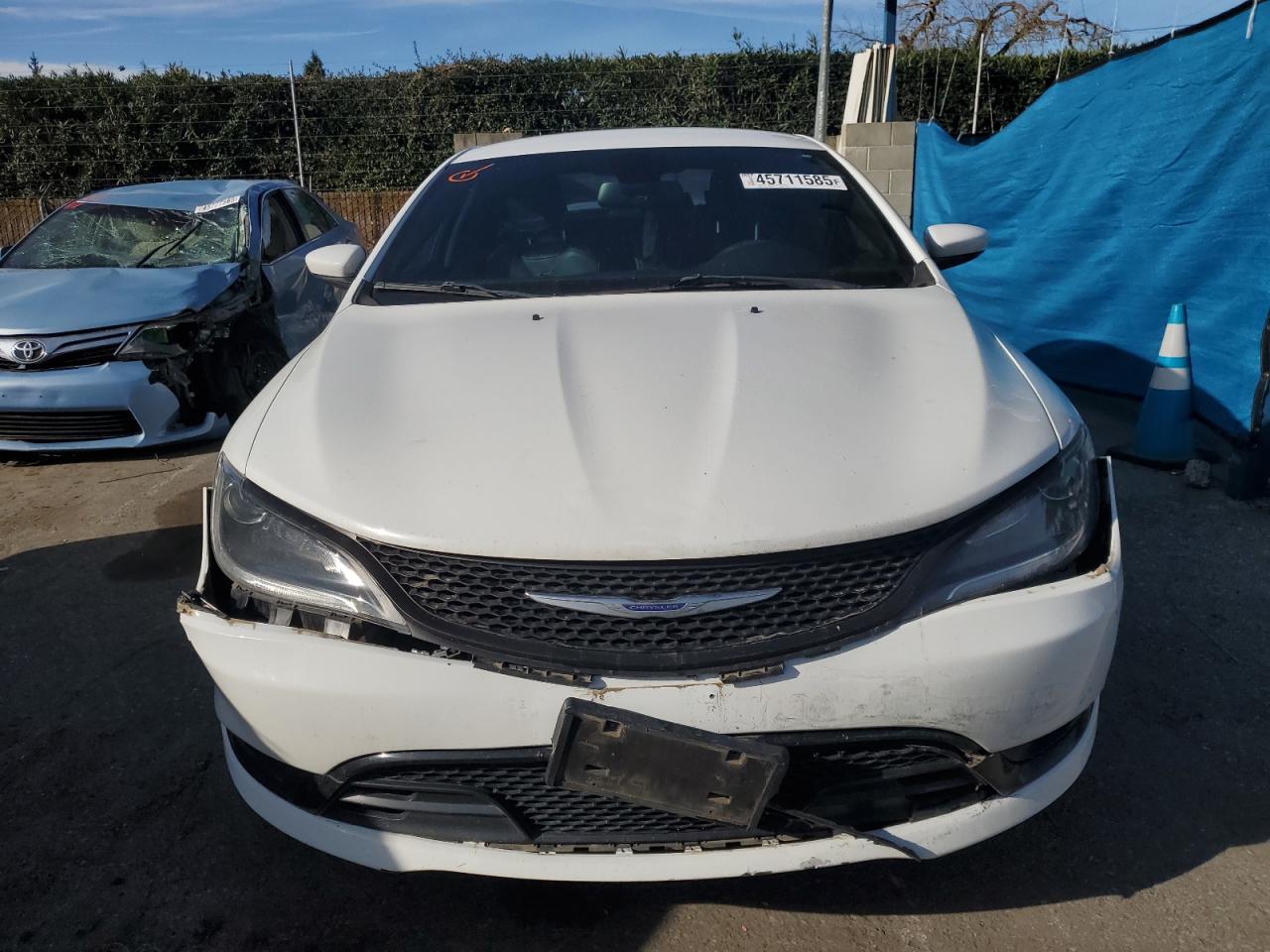 2015 Chrysler 200 - Image 5