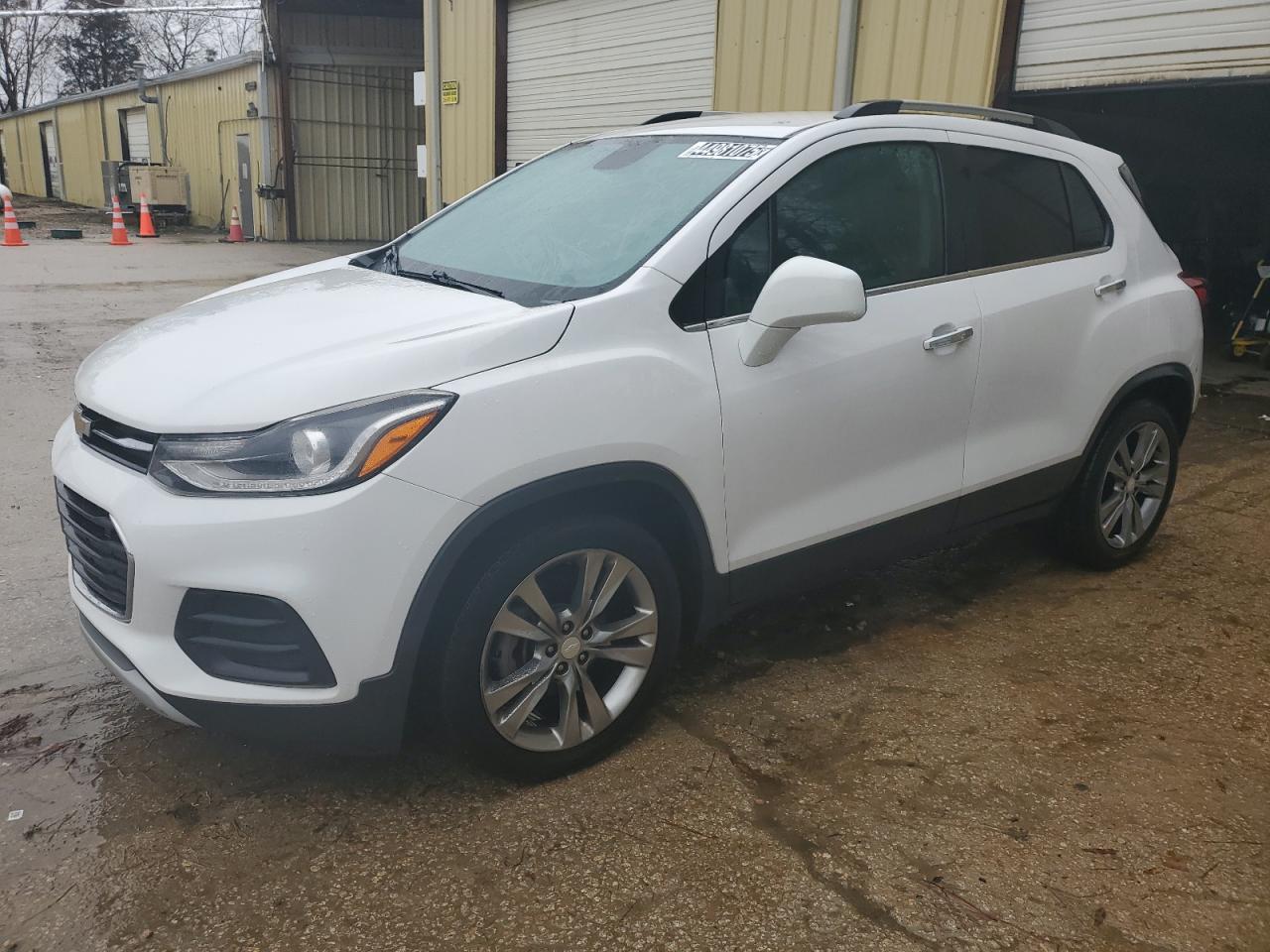 2020 Chevrolet Trax - Image 1