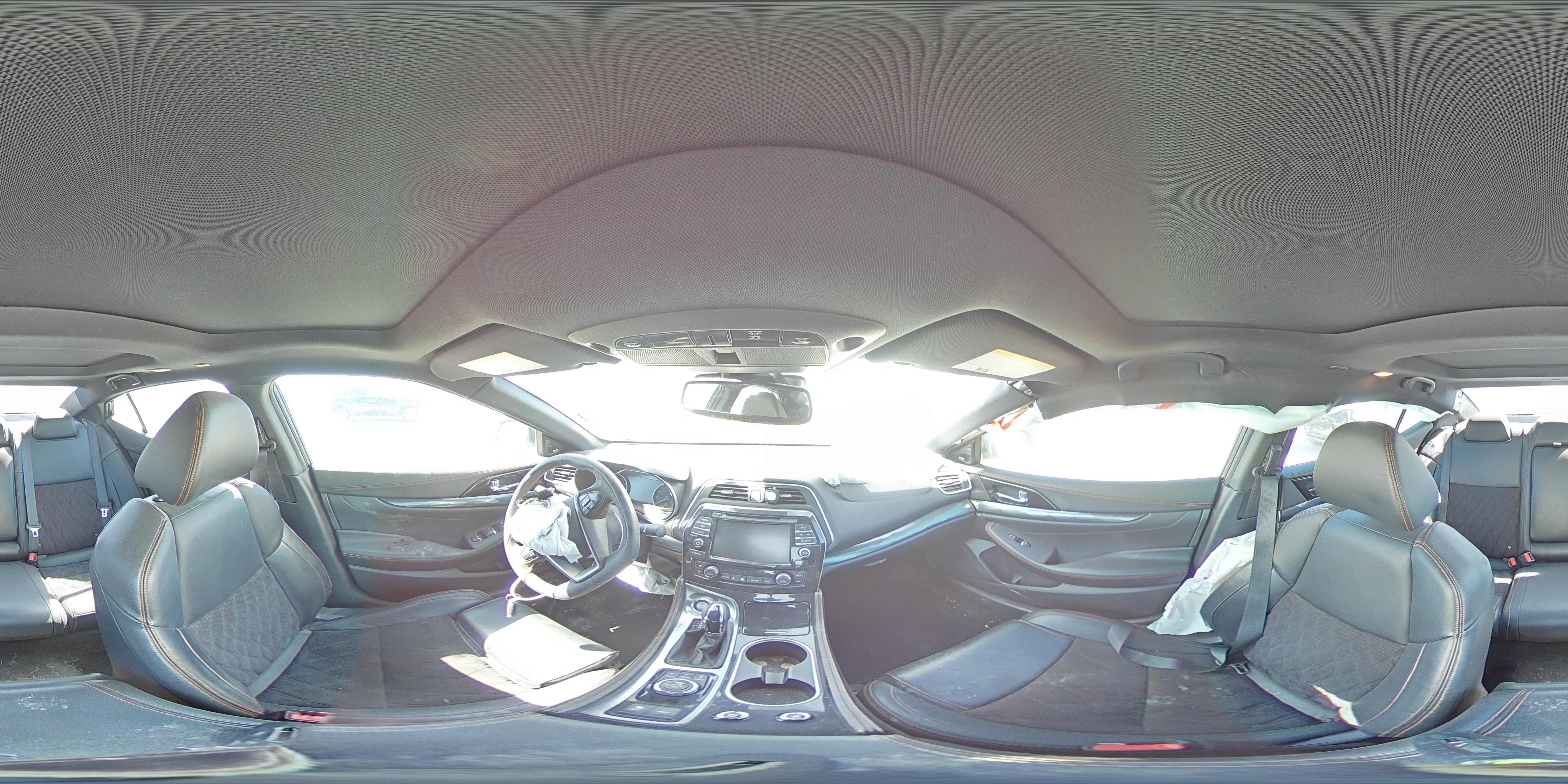 2019 Nissan Maxima - Image 13
