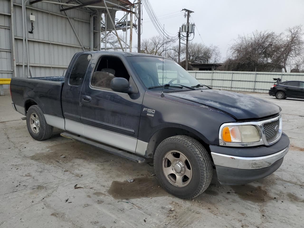2001 Ford F-150 - Image 4