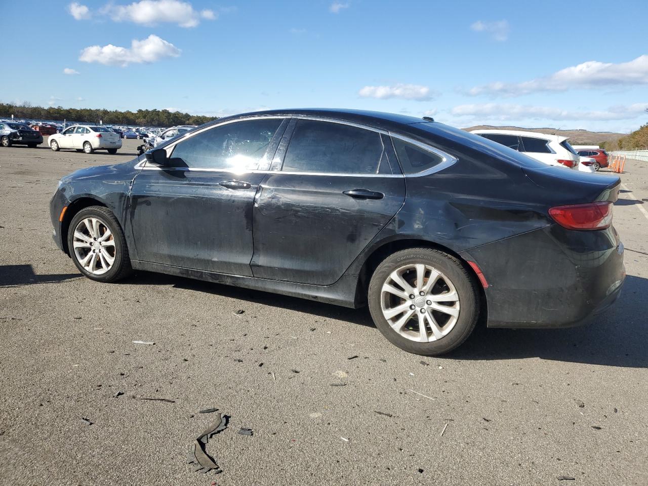 2015 Chrysler 200 - Image 2