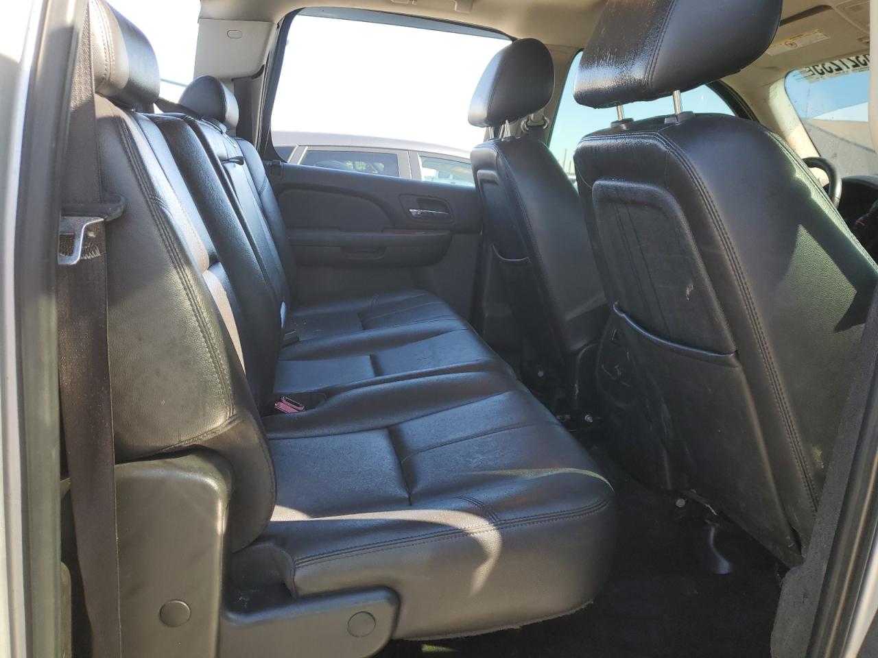 2010 Chevrolet Silverado - Image 10