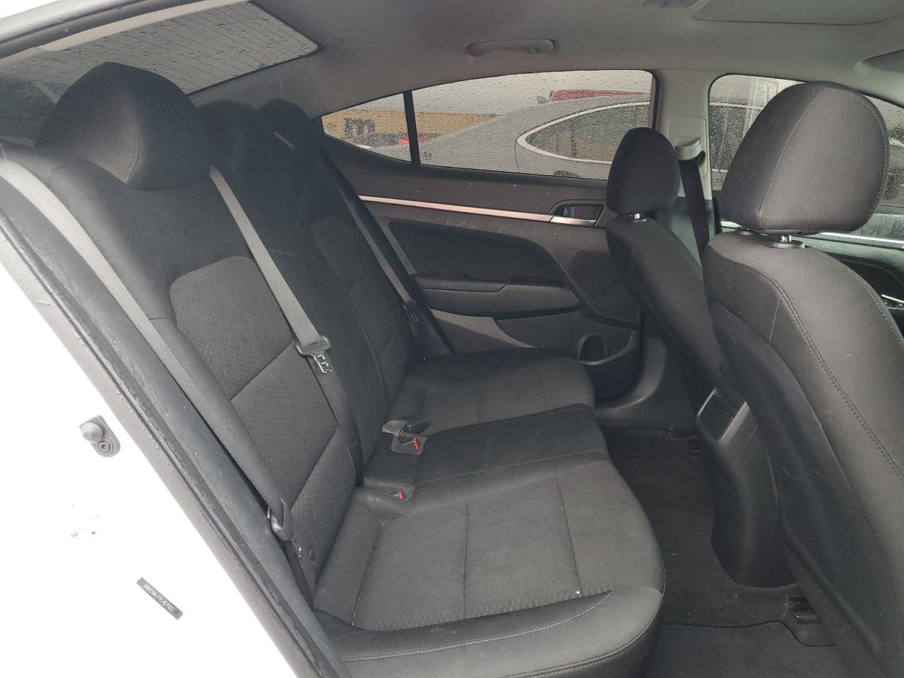2020 Hyundai Elantra - Image 10