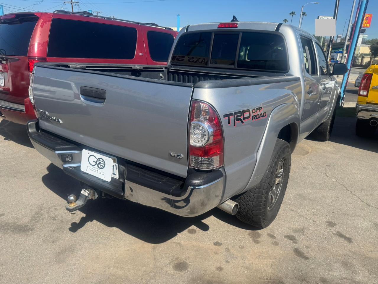 2015 Toyota Tacoma - Image 4